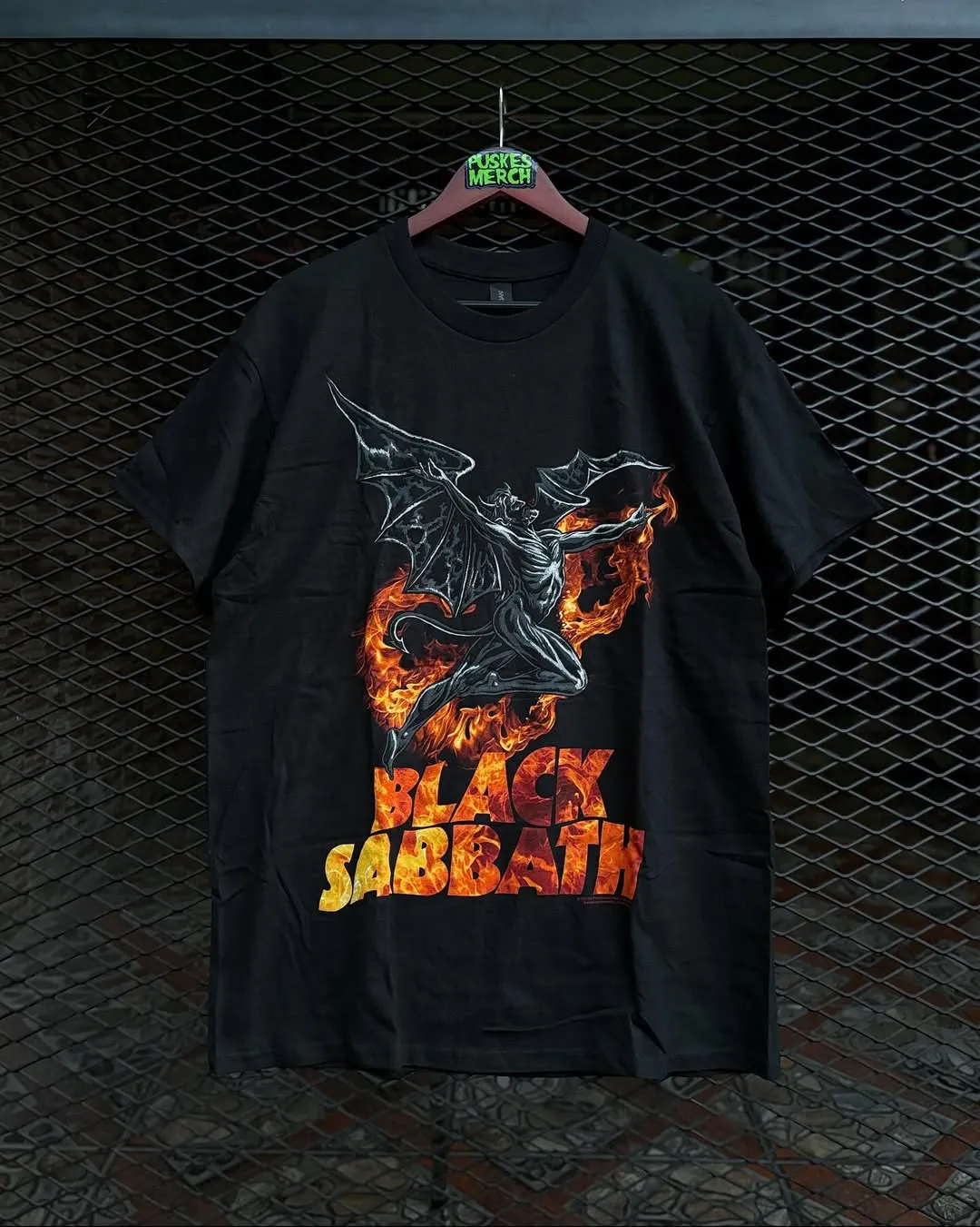 Black Sabbath - Burnin Demon