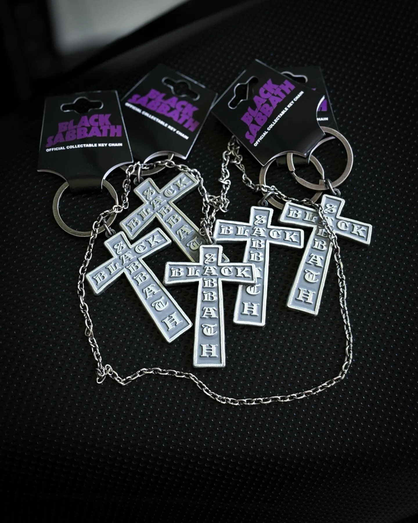 Black Sabbath - Cross Keychain