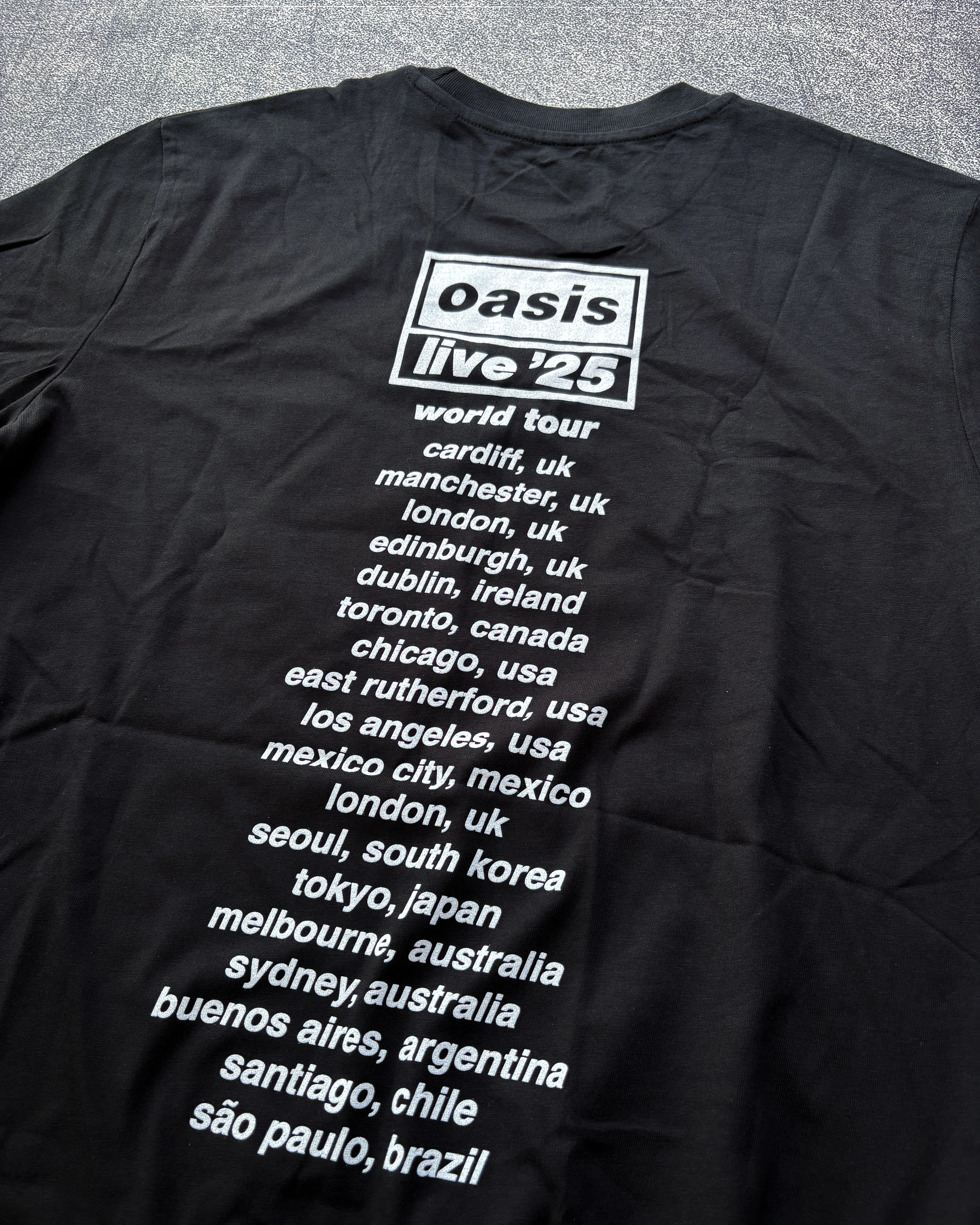 Oasis - Wonderwall Live 25 World Tour