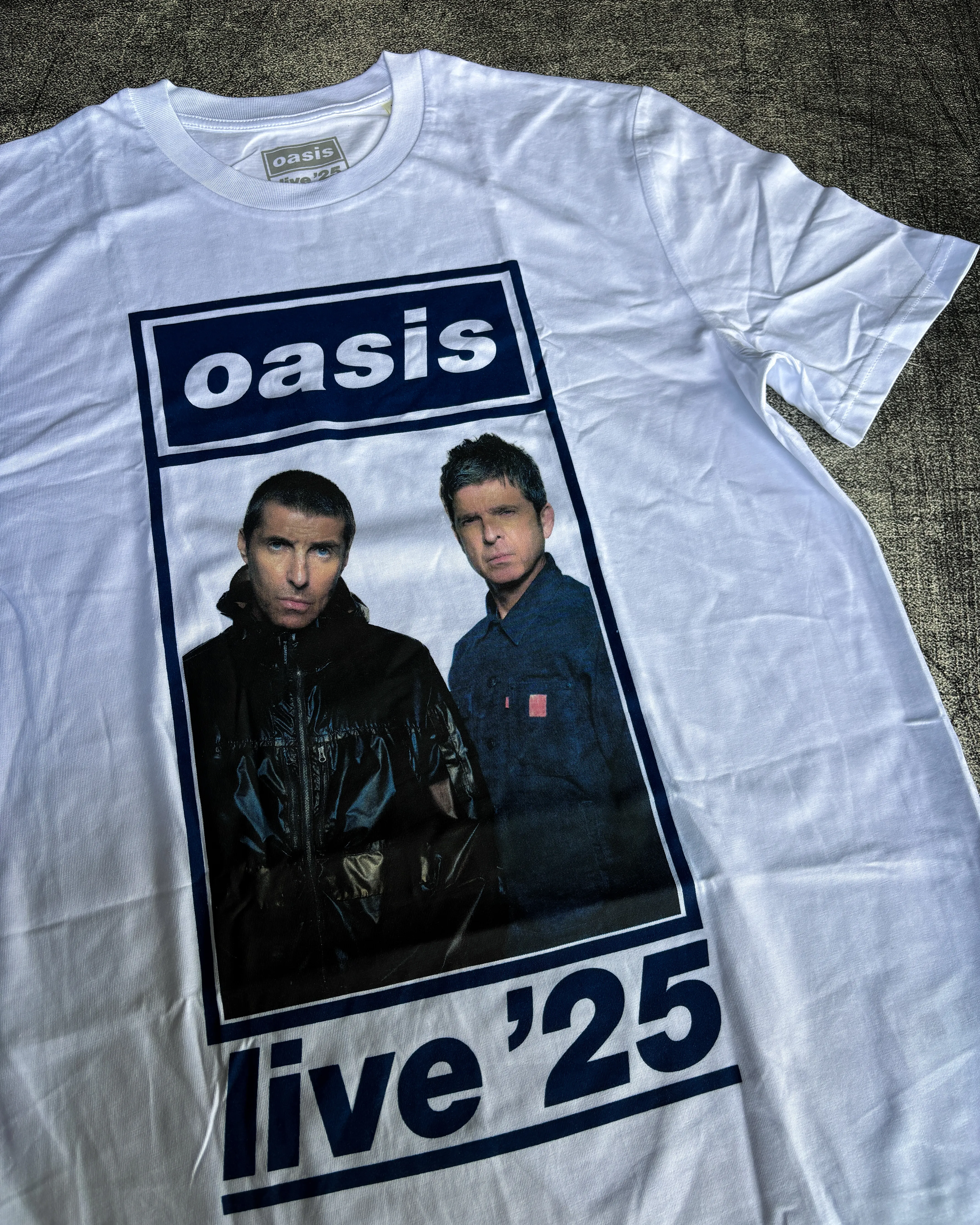 Oasis - Colour Photo Live 25 World Tour
