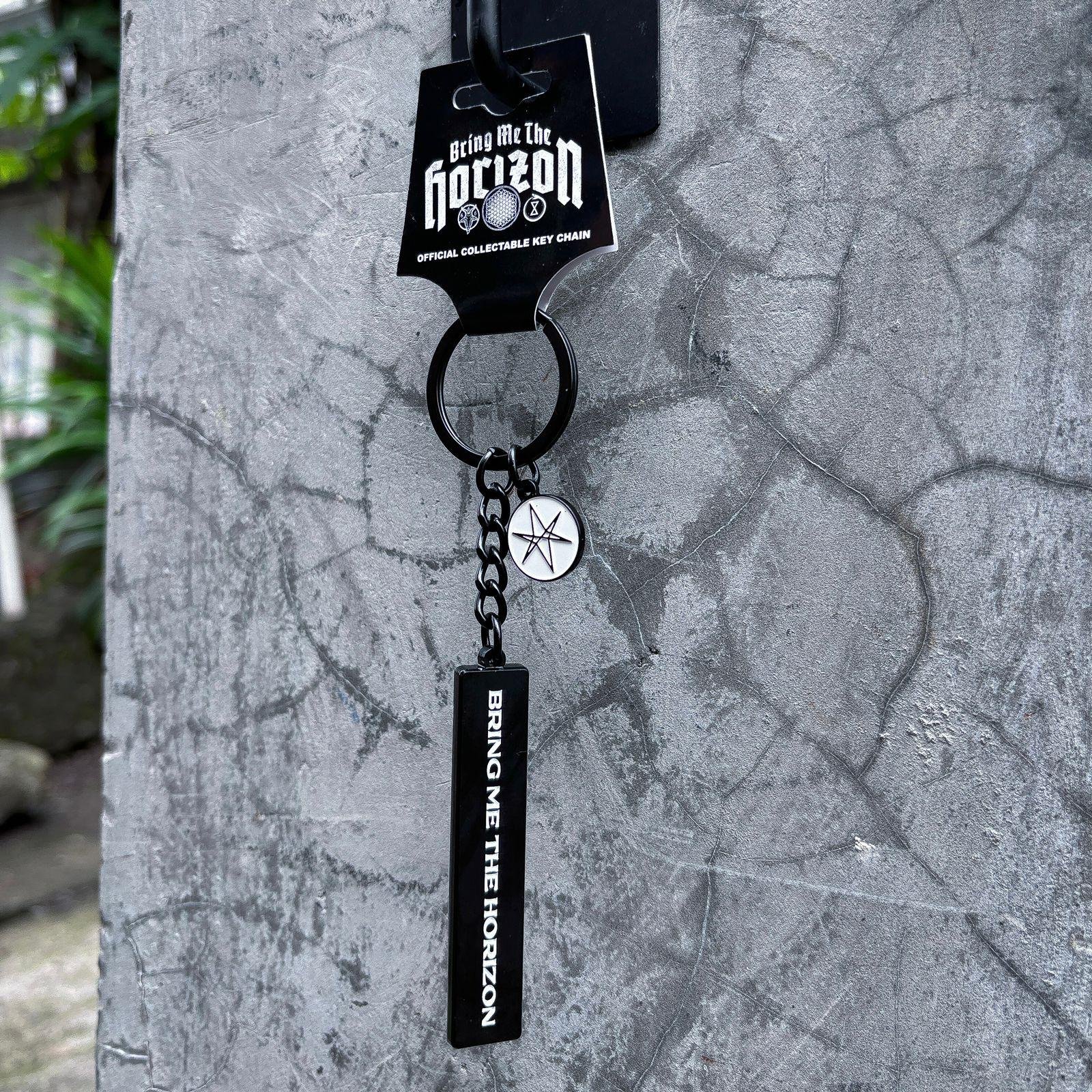 bmth text logo 6 point star charm keychain (copy)